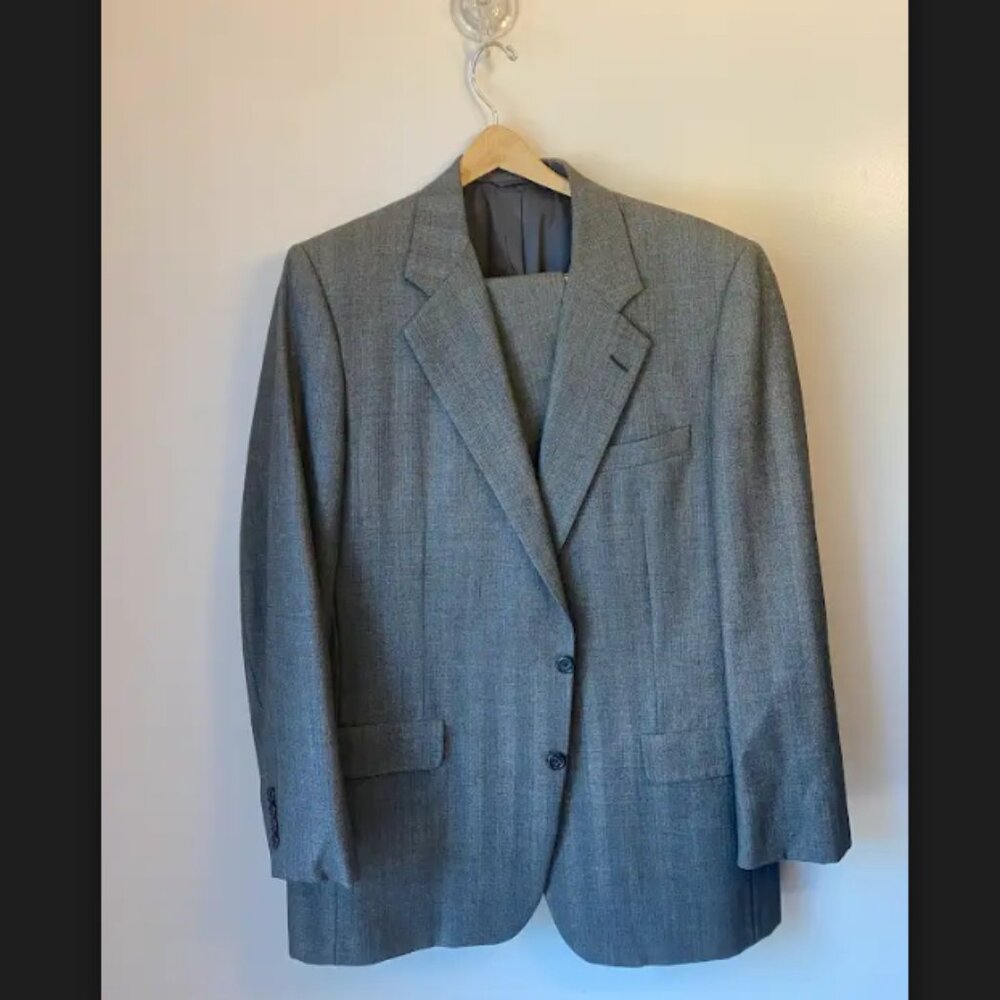Custom Hickey Freeman Men's Suit, 100% pure wool